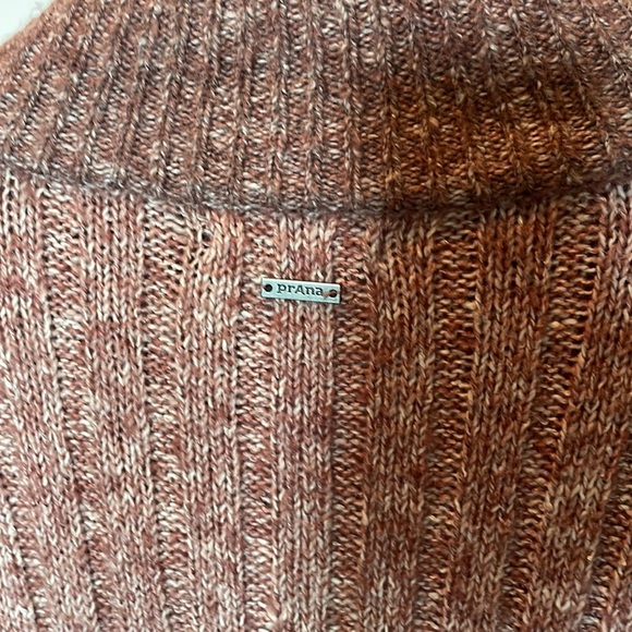 Prana knit sweater. Like new. Size Small. Faded rose color. Long cardigan - Picture 6 of 8